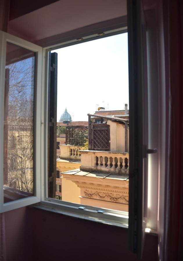 Sophie'S Choice 2 A San Pietro Hotel Рим Екстериор снимка